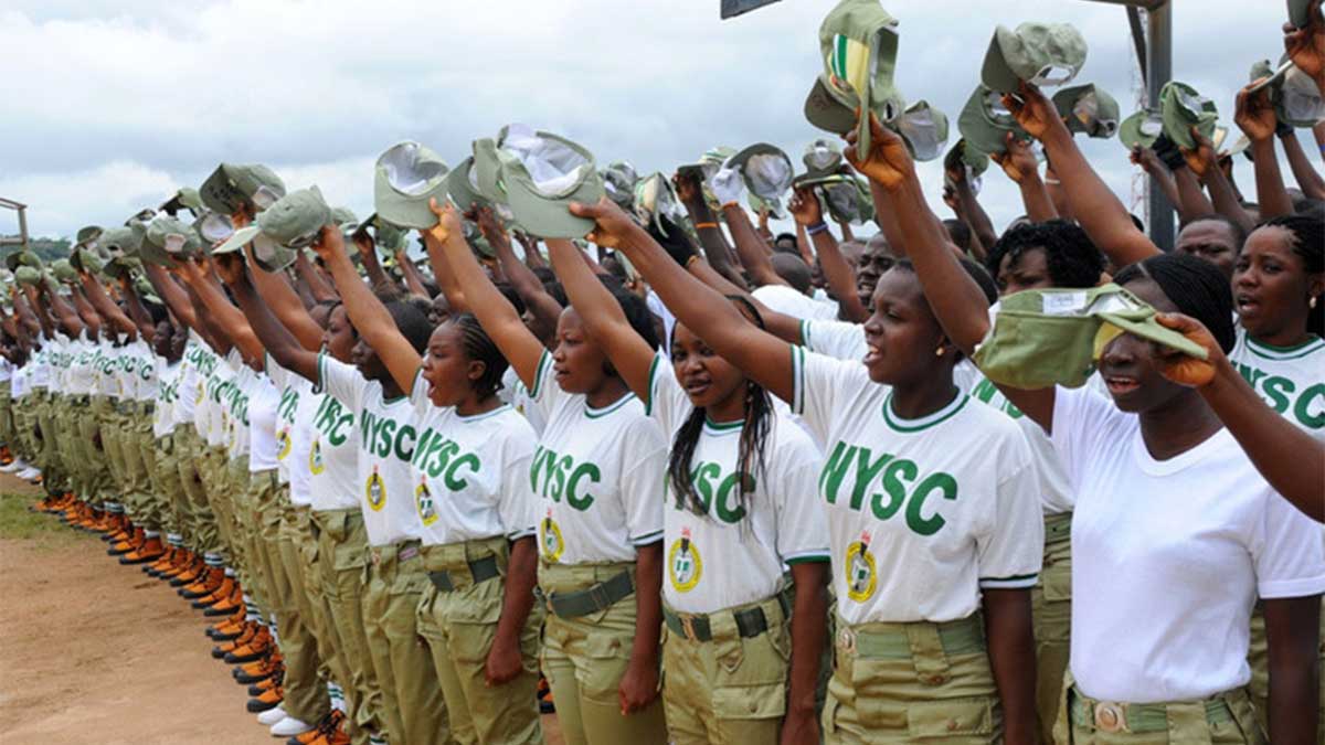 https://www.westafricanpilotnews.com/wp-content/uploads/2020/01/NYSC-members.jpg