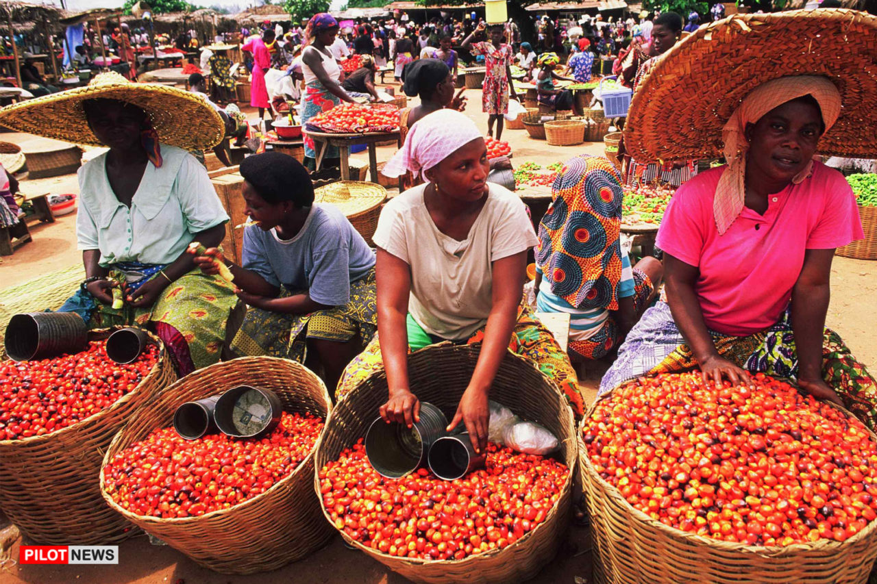 https://www.westafricanpilotnews.com/wp-content/uploads/2020/03/Food-Market-Women_2-1280x853.jpg