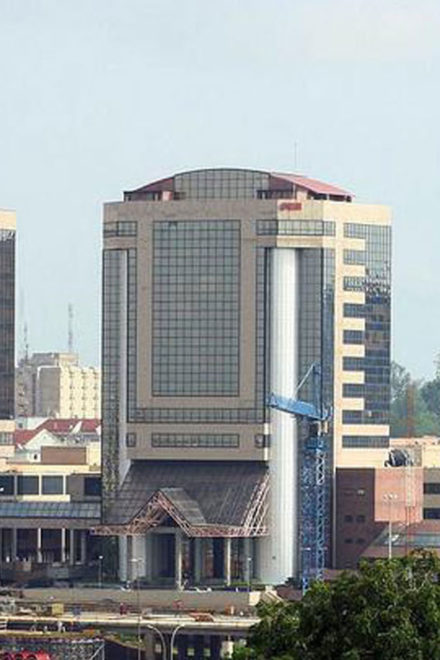 NNPC Signs Deal with Chinese Firms to Restart Warri, Port Harcourt Refineries