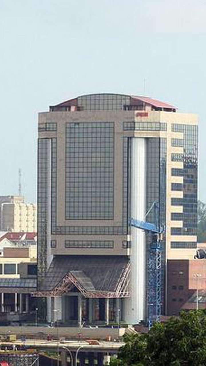 Fuel scarcity: NNPC assures Nigerians of steady petrol supply