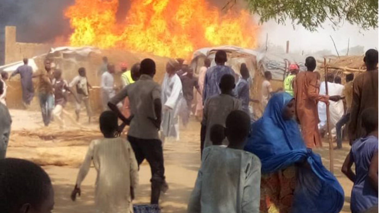 https://www.westafricanpilotnews.com/wp-content/uploads/2020/04/Borno-Fire-at-IDP-04-16-20-1280x720.jpg