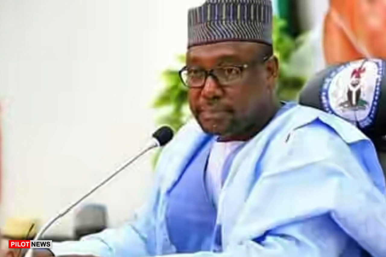 https://www.westafricanpilotnews.com/wp-content/uploads/2020/05/Niger-State-Governor-Abubakar-Sani-Bello-05-05-20-1280x853.jpg