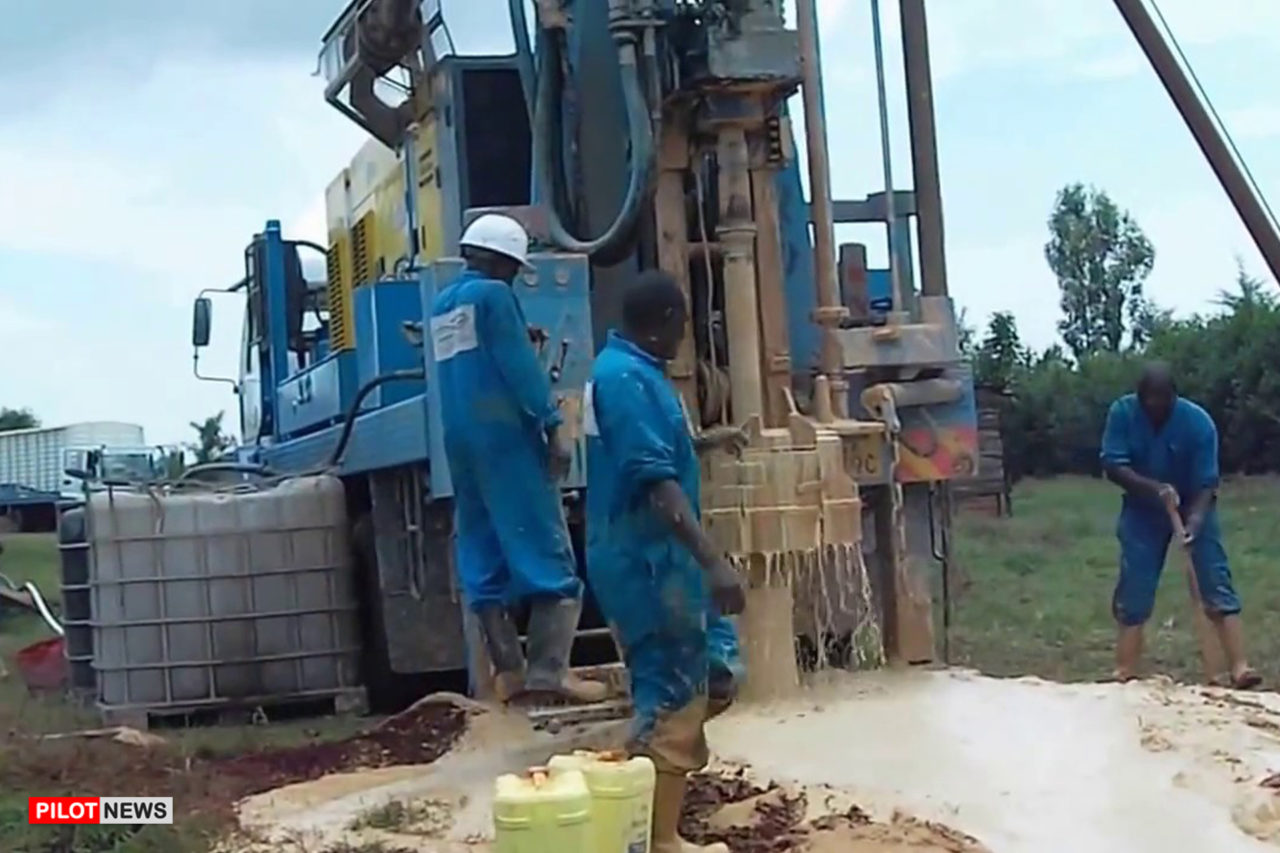 https://www.westafricanpilotnews.com/wp-content/uploads/2020/06/Borehole-Water-Drilling-06-1280x853.jpg