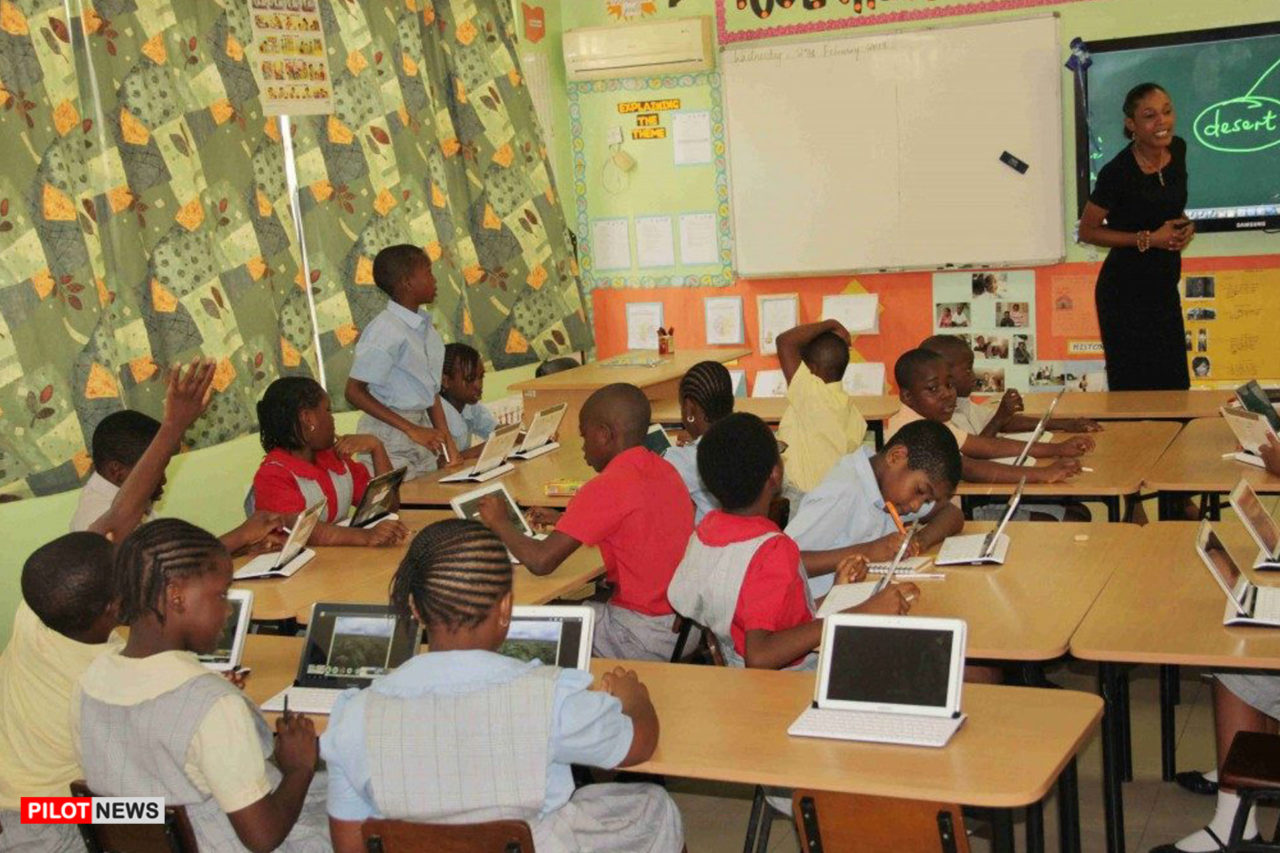 https://www.westafricanpilotnews.com/wp-content/uploads/2020/07/Teachers-Classroom-Nigeria_07-01-2020-1280x853.jpg