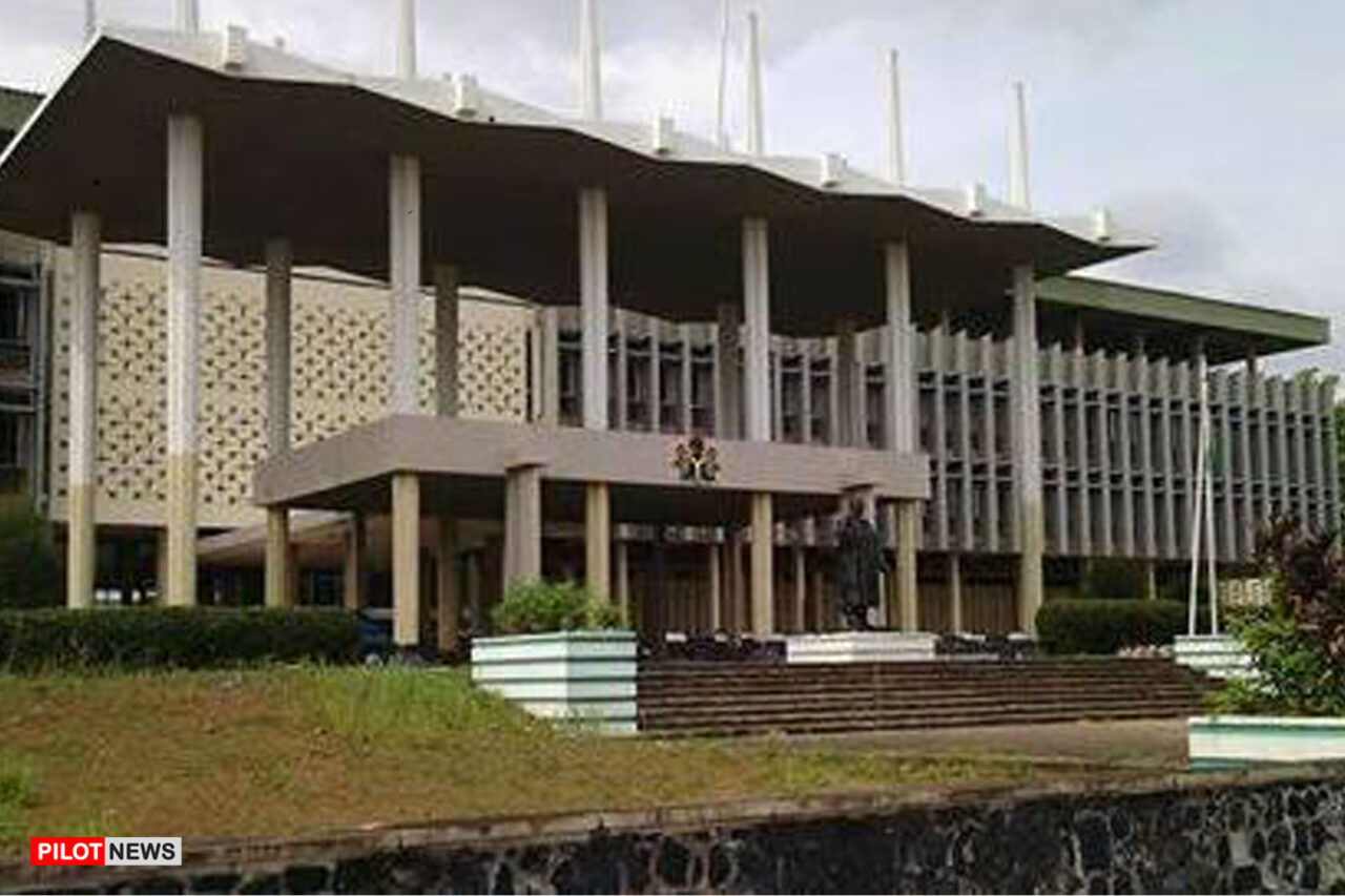 https://www.westafricanpilotnews.com/wp-content/uploads/2020/08/Enugu-Assembly-Building-05-1280x853.jpg