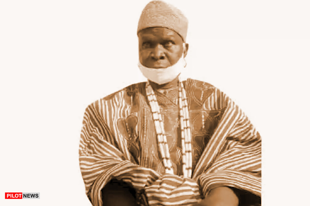 https://www.westafricanpilotnews.com/wp-content/uploads/2020/10/Yoruba-People-in-Benin-Republic-SG-Oba-Abdul-Wahab-Adio-Ogunjin-10-3-20-1280x853.jpg