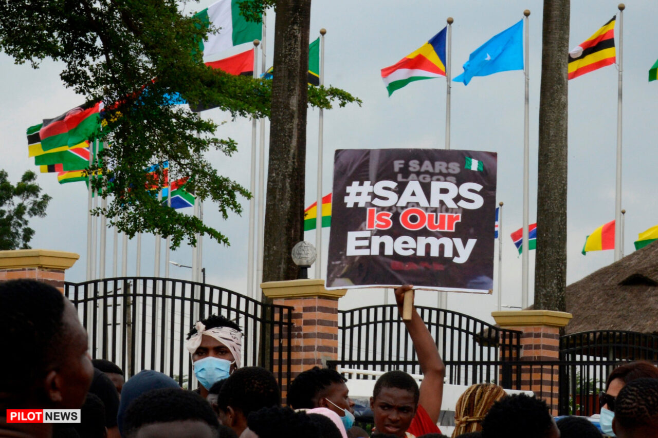 https://www.westafricanpilotnews.com/wp-content/uploads/2020/11/EndSARS-Protest-11-11-20-1280x853.jpg