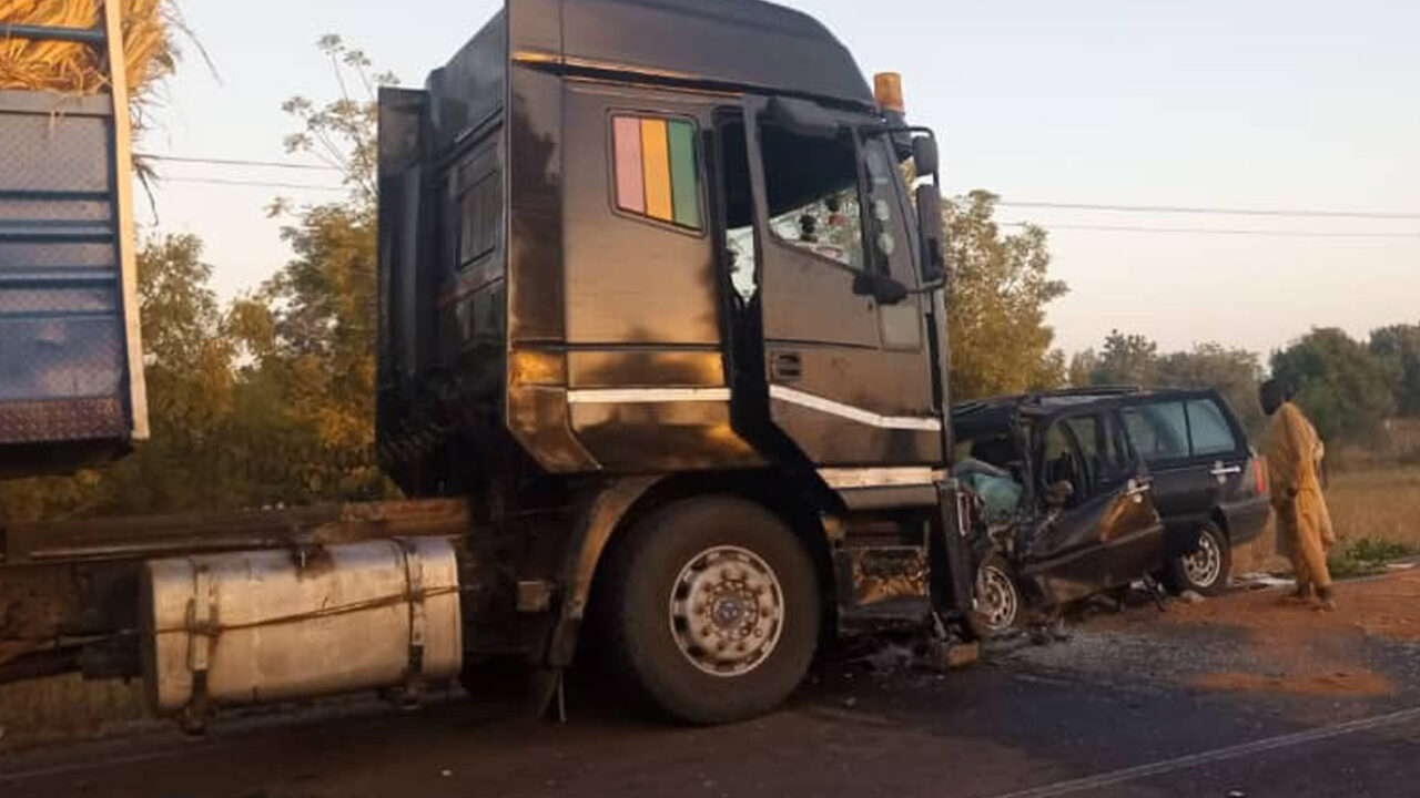 https://www.westafricanpilotnews.com/wp-content/uploads/2020/12/Accident-Vehicle-Rammed-into-Wrongly-Parked-Truck-Jigawa-12-12-20-1280x720.jpg