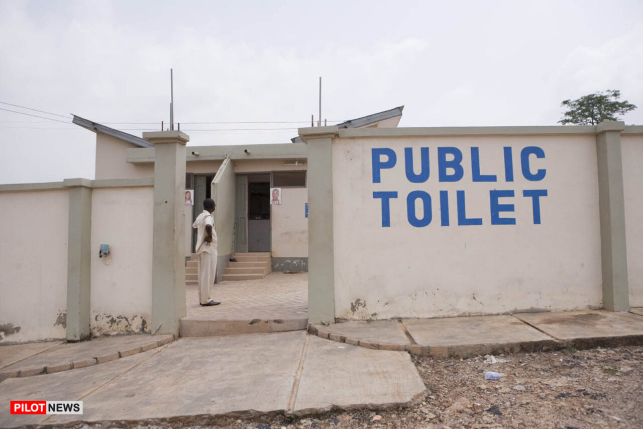 https://www.westafricanpilotnews.com/wp-content/uploads/2020/12/Public-Toilet-Quest-to-End-Open-Defecation-12-30-20-1280x853.jpg
