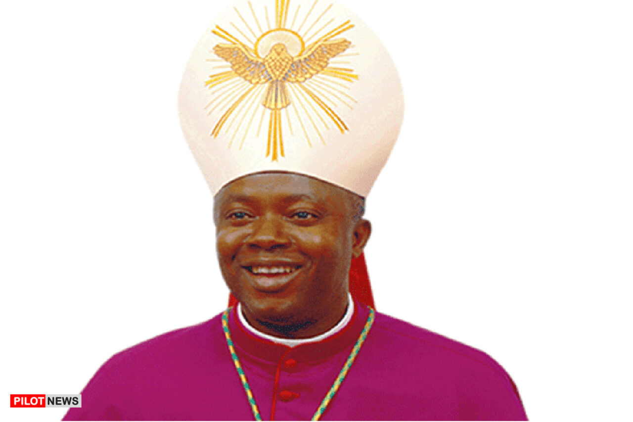https://www.westafricanpilotnews.com/wp-content/uploads/2020/12/Religion-Most-Reverend-Chukwuma-Onaga-Catholic-Bishop-of-Enugu-12-24-20-1280x853.jpg