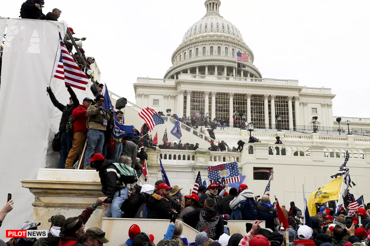 https://www.westafricanpilotnews.com/wp-content/uploads/2021/01/A-Pro-Trump-mob-swarms-the-US-Capitol-Building_GettyImages_1-6-2021-1280x853.jpg