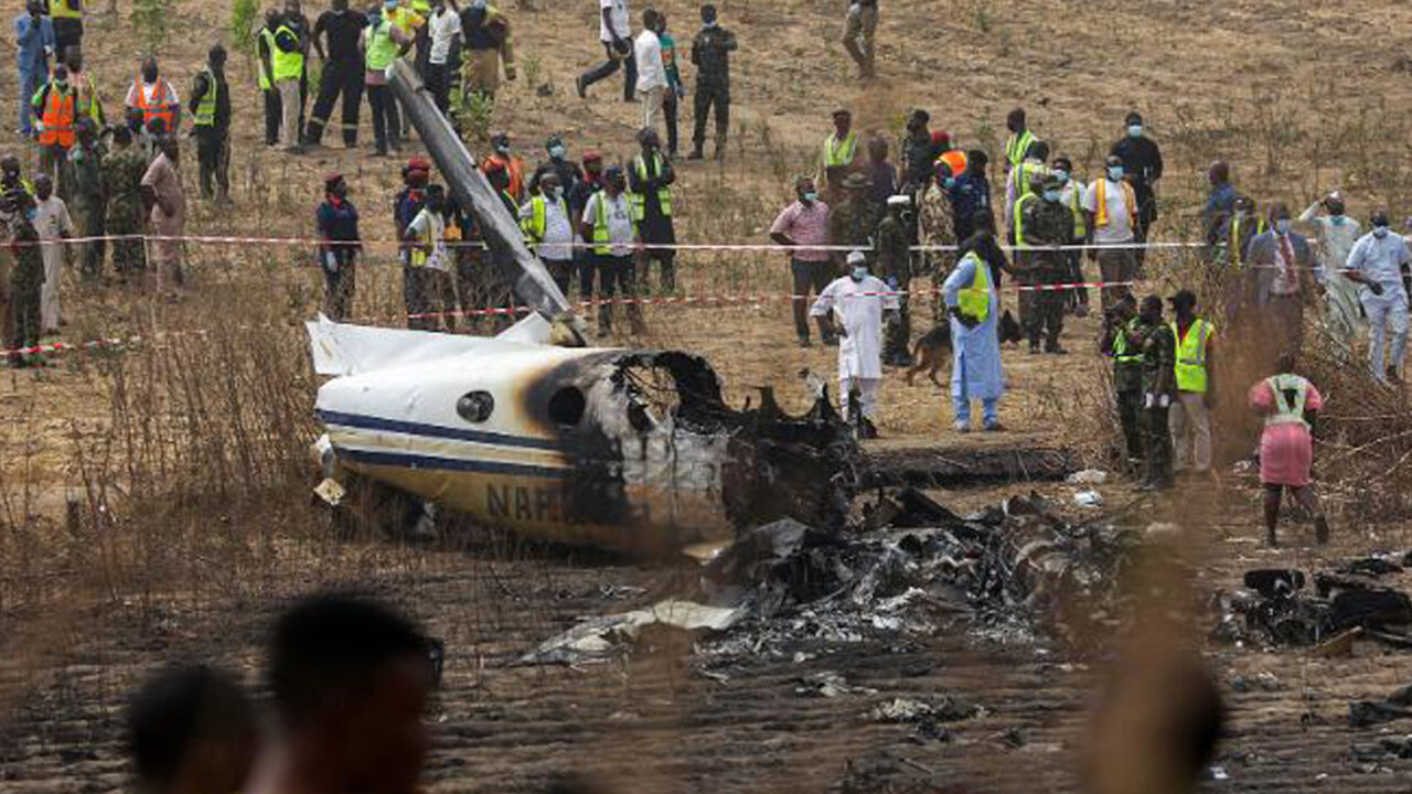 https://www.westafricanpilotnews.com/wp-content/uploads/2021/02/Military-Nigeria-military-plane-crash-2-21-21-1-1280x720.jpg