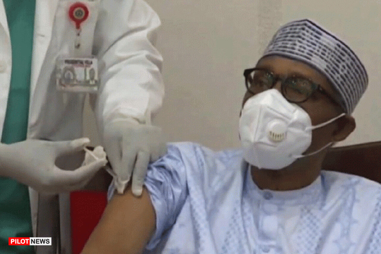 https://www.westafricanpilotnews.com/wp-content/uploads/2021/03/Buhari-Receives-COVID-19-Vaccination-3-6-21-1280x853.jpg