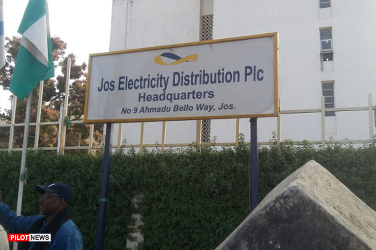 https://www.westafricanpilotnews.com/wp-content/uploads/2021/03/Electricity-JOS-Electricity-distribution-company-3-6-21-1280x853.jpg