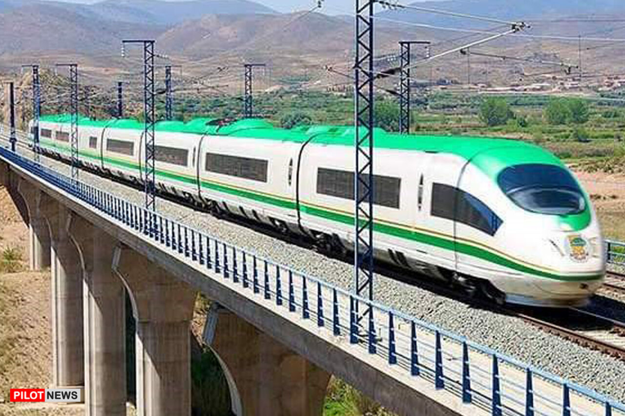 https://www.westafricanpilotnews.com/wp-content/uploads/2021/03/Railway-Nigeria-3-14-21_File-1280x853.jpg