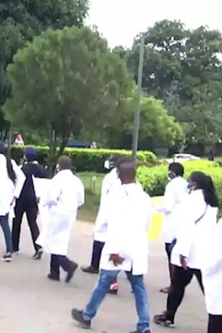 Nigerian Resident Doctors Suspends Strike