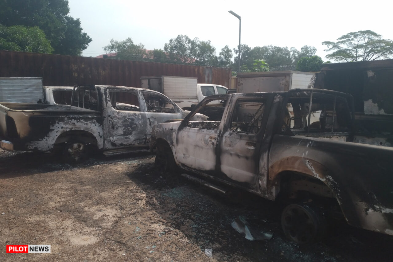 https://www.westafricanpilotnews.com/wp-content/uploads/2021/05/Attack-on-Police-and-INEC-offices-in-Awka-5-23-21-1280x853.jpg