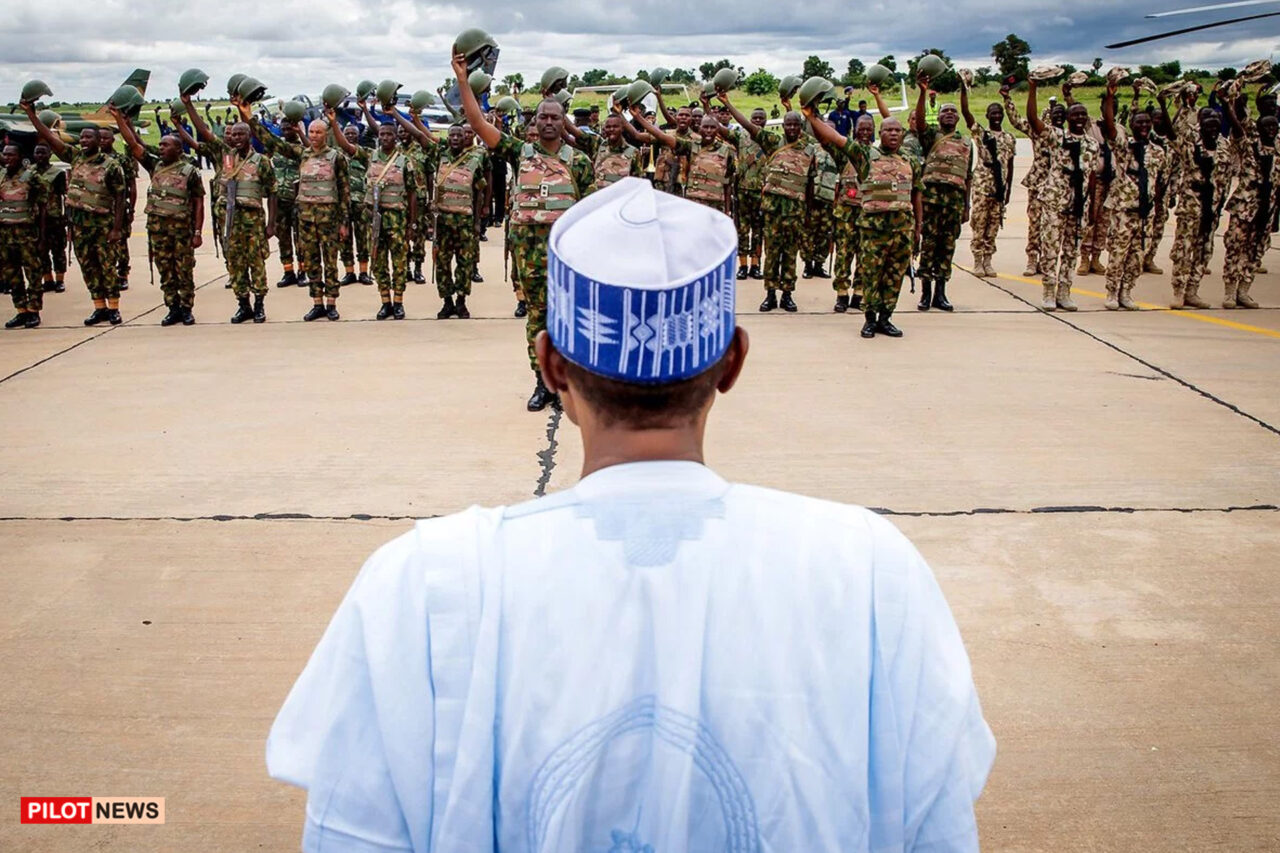 https://www.westafricanpilotnews.com/wp-content/uploads/2021/06/Buhari-in-Maiduguri-addresses-soldiers_6-17-21-1280x853.jpg
