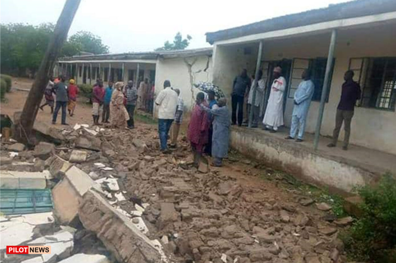 https://www.westafricanpilotnews.com/wp-content/uploads/2021/06/Building-Collapsed-building-at-Government-Secondary-School-GSS-Numan_6-6-21-1280x853.jpg