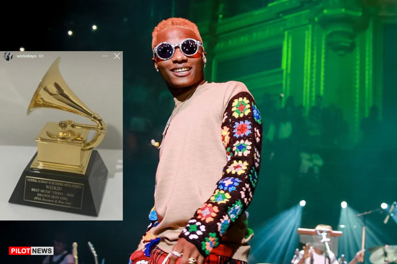 https://www.westafricanpilotnews.com/wp-content/uploads/2021/06/WhizKid-receives-his-Grammy-Awards-Trophy-6-23-21-1280x853.jpg