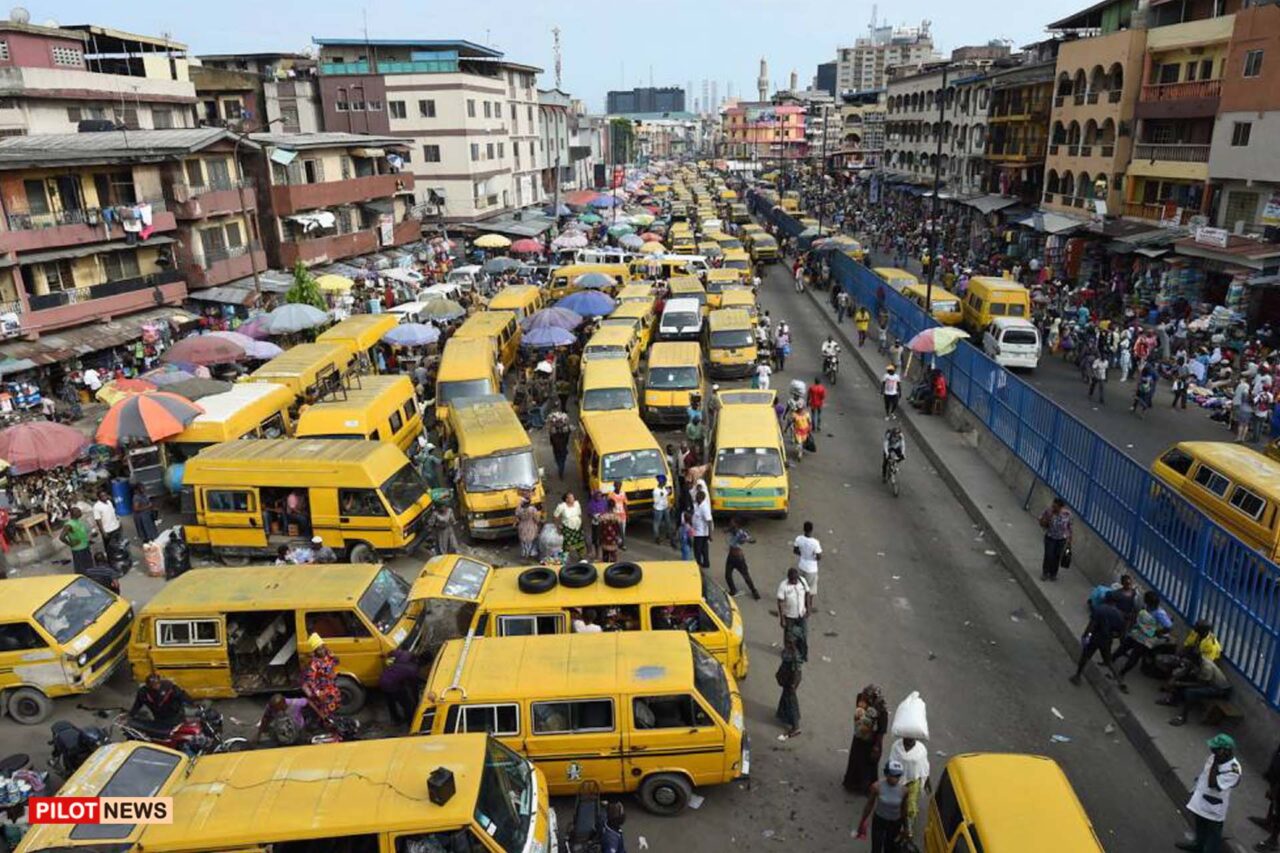 https://www.westafricanpilotnews.com/wp-content/uploads/2021/10/Chaos-in-Lagos-Nigeria-street_file-1280x853.jpg