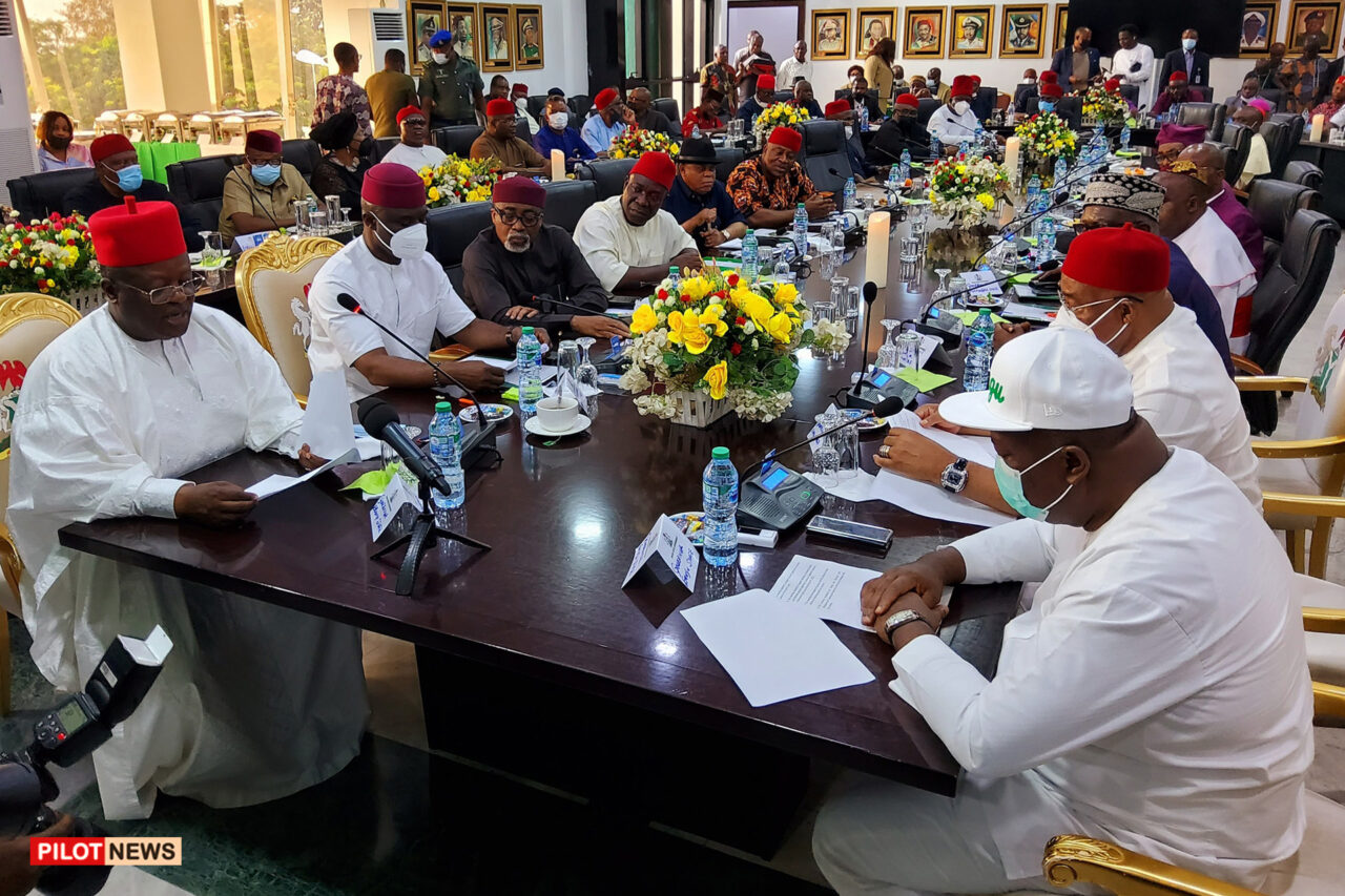 https://www.westafricanpilotnews.com/wp-content/uploads/2021/10/South-East-Governor_Religious-and-Traditional-rulers-meeting-on-security-Tuesday-10-5-21-1280x853.jpg