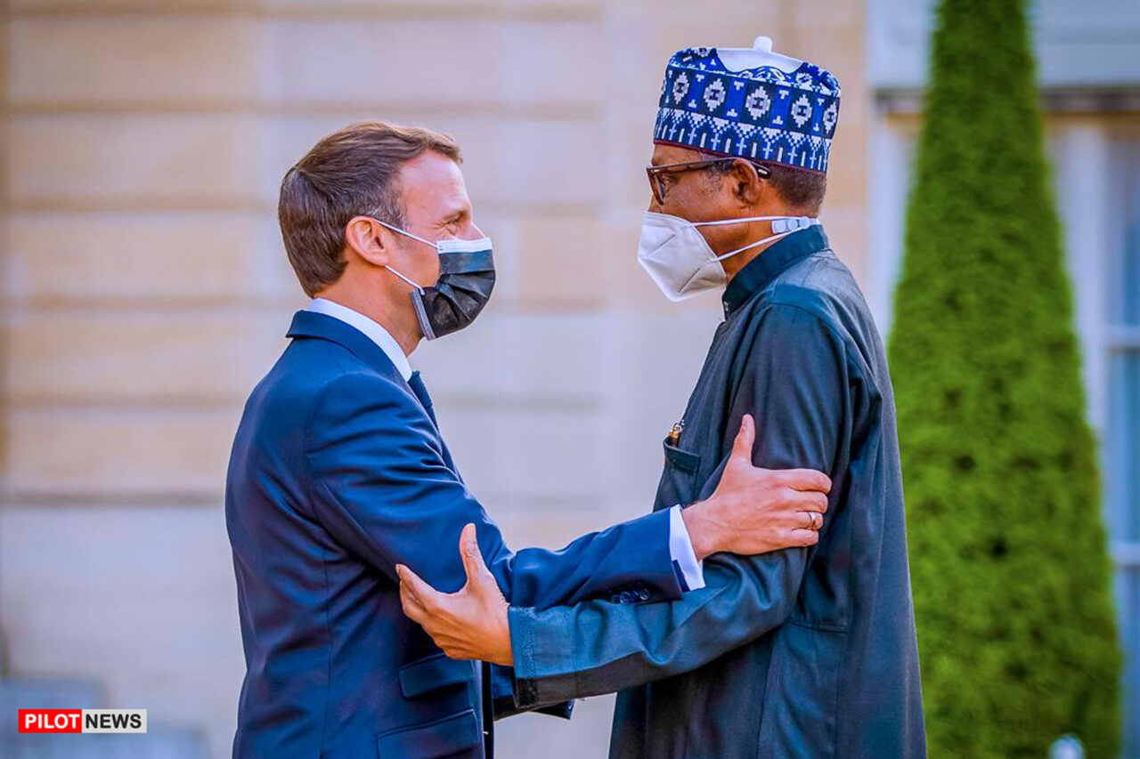 https://www.westafricanpilotnews.com/wp-content/uploads/2021/11/Buhari-in-Paris-welcomed-by-President-Macron_11-11-21-1280x853.jpg