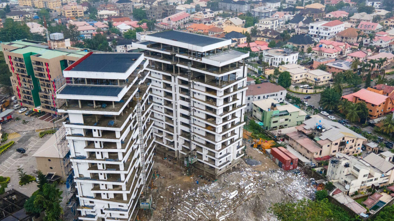 https://www.westafricanpilotnews.com/wp-content/uploads/2021/11/Collapsed-high-rise-building-in-Nigeria_WAP-1280x720.jpg