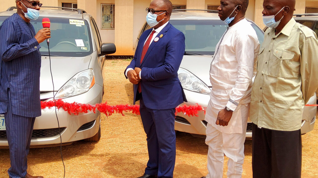 https://www.westafricanpilotnews.com/wp-content/uploads/2022/02/Enugu-govt-donates-4-vehicles-to-NDLEA2-_WAP_2-2-22-1280x720.jpg