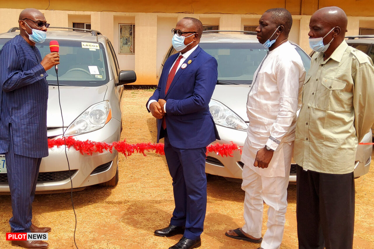 https://www.westafricanpilotnews.com/wp-content/uploads/2022/02/Enugu-govt-donates-4-vehicles-to-NDLEA2-_WAP_2-2-22-1280x853.jpg