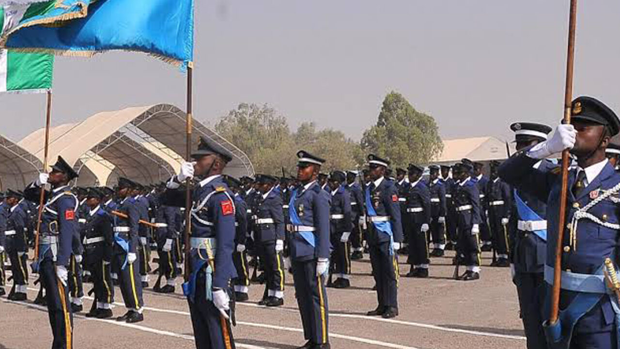 https://www.westafricanpilotnews.com/wp-content/uploads/2022/02/Nigerian-Air-Force-ranks-and-salary_file-1280x720.jpg
