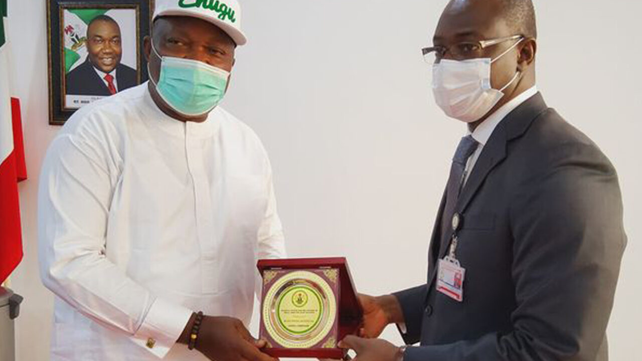 https://www.westafricanpilotnews.com/wp-content/uploads/2022/02/Ugwuanyi-receiving-a-plaque-from-National-Centre-for-the-Control-of-Small-Arms-and-Light-Weapons-2-23-22-1280x720.jpg