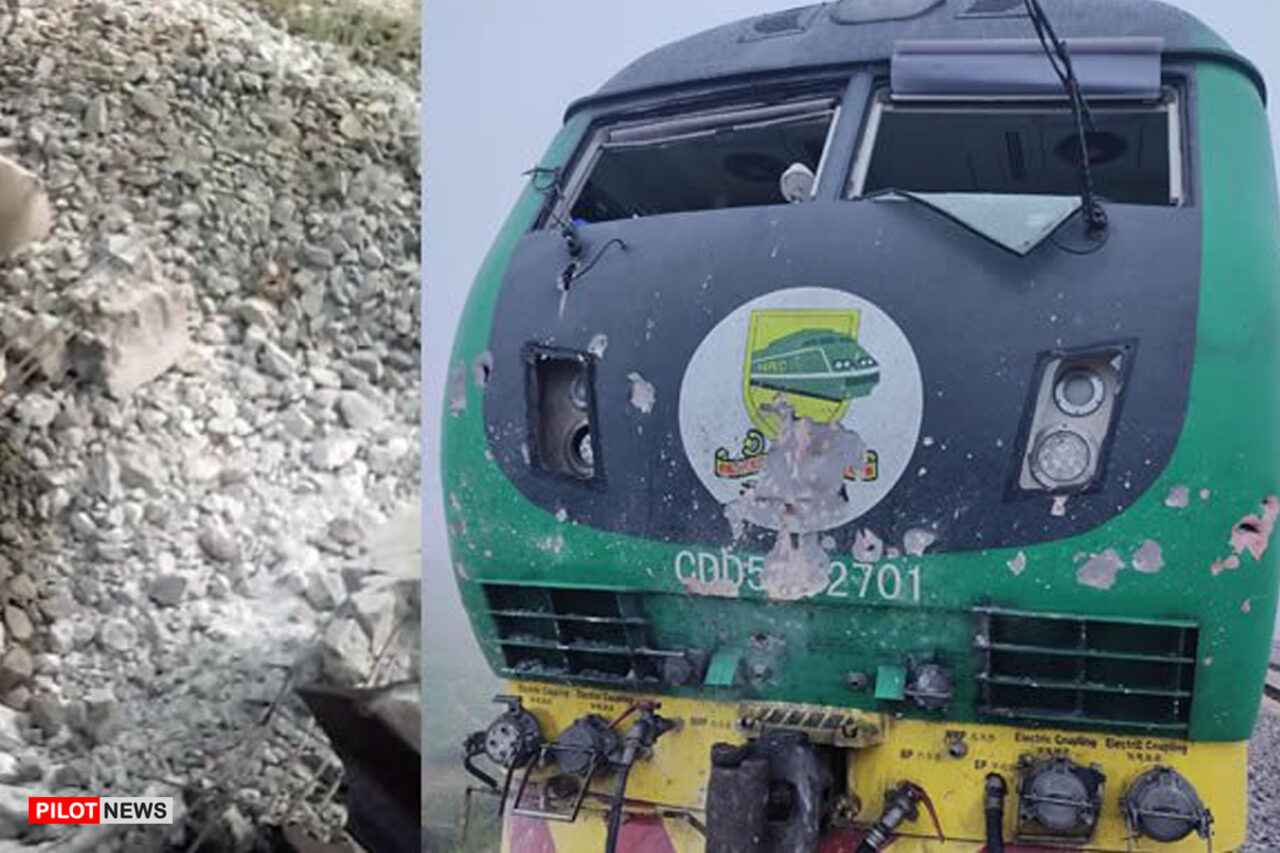 https://www.westafricanpilotnews.com/wp-content/uploads/2022/03/Kaduna-rail-attack-3-28-22-1280x853.jpg