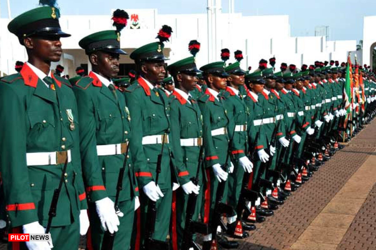 https://www.westafricanpilotnews.com/wp-content/uploads/2022/03/Nigerian-Army-DSSC-Recruitment-Parade-File-1280x853.jpg