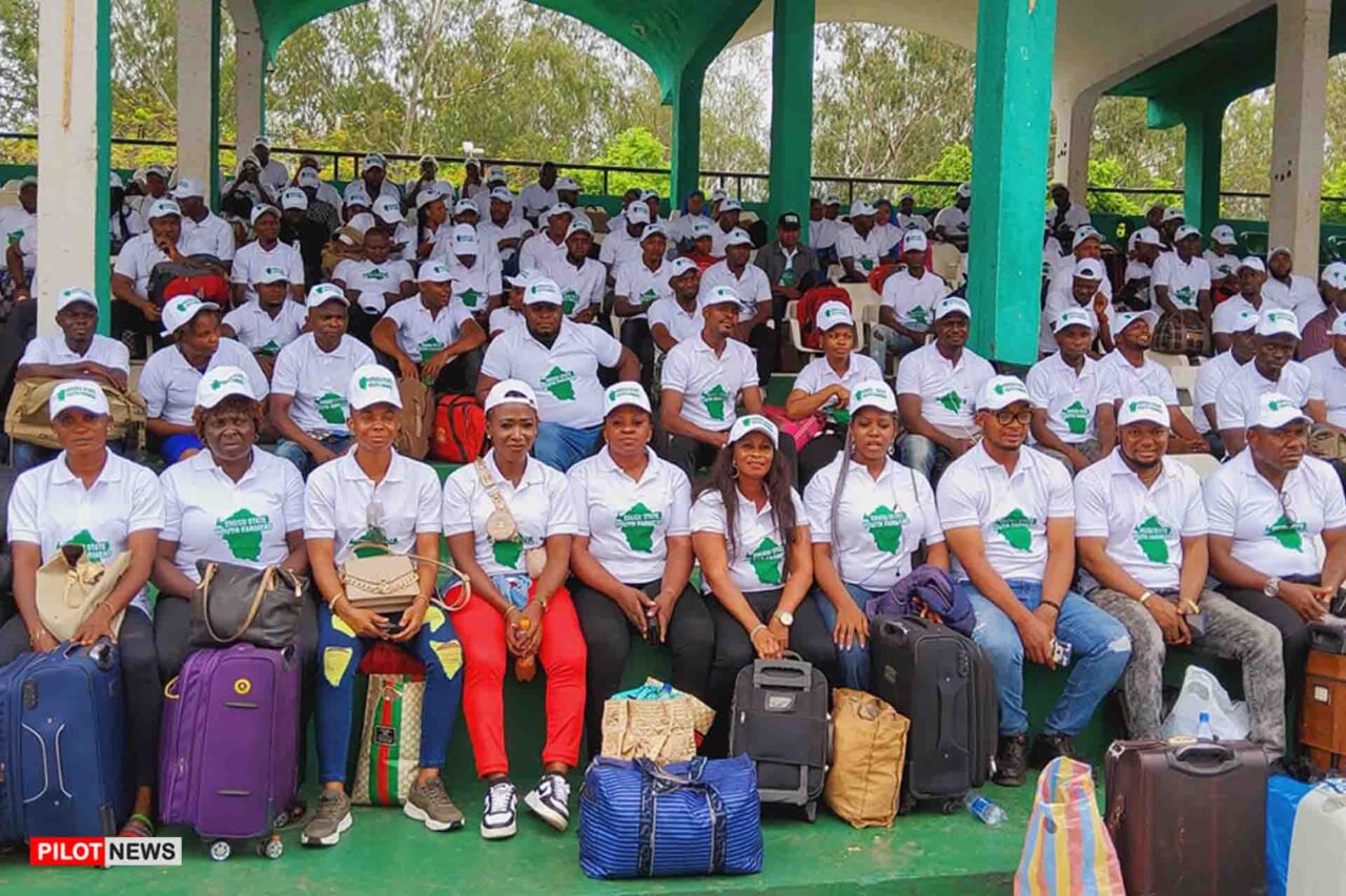 https://www.westafricanpilotnews.com/wp-content/uploads/2022/04/260-beneficiaries-at-Okpara-Square-Enugu-set-to-travel-to-CSS-Global-farms-keffi_WAP-Photo-1280x853.jpg