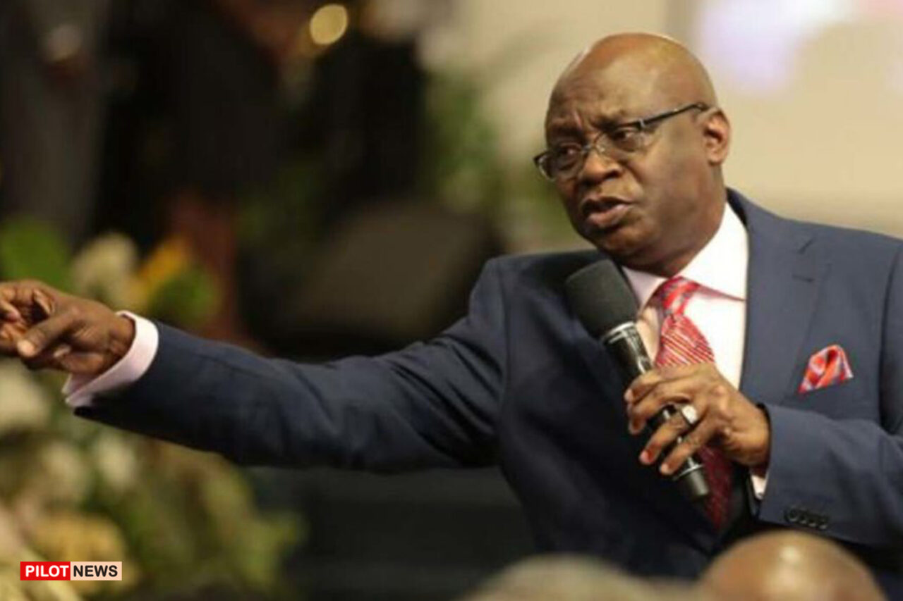 https://www.westafricanpilotnews.com/wp-content/uploads/2022/05/Pastor-Tunde-Bakare_file-1280x853.jpg