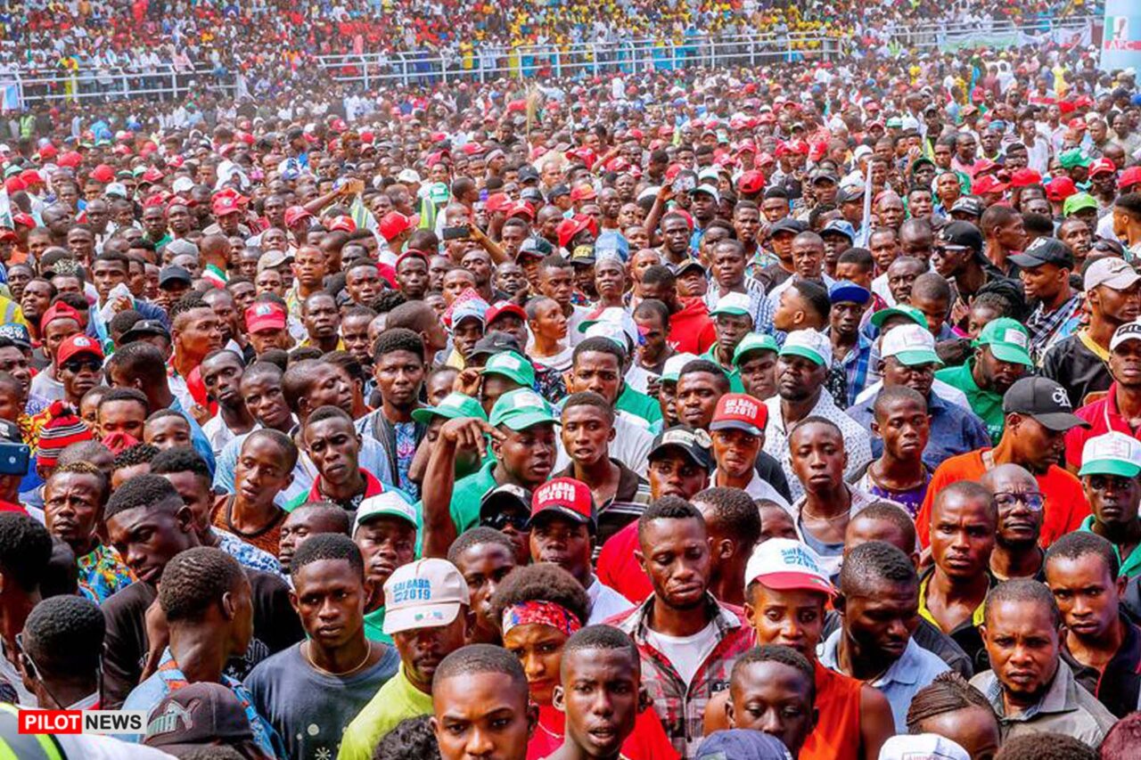 https://www.westafricanpilotnews.com/wp-content/uploads/2022/05/Politics-Buhari-presidential-election-rally-in-Rivers-State_file-1280x853.jpg