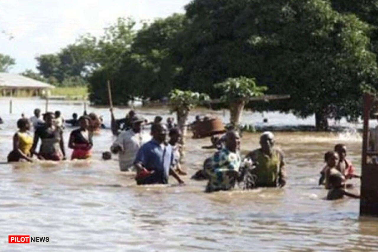 https://www.westafricanpilotnews.com/wp-content/uploads/2022/06/Flood-in-Nigeria-Kaduna_file-for-illustration-1280x853.jpg