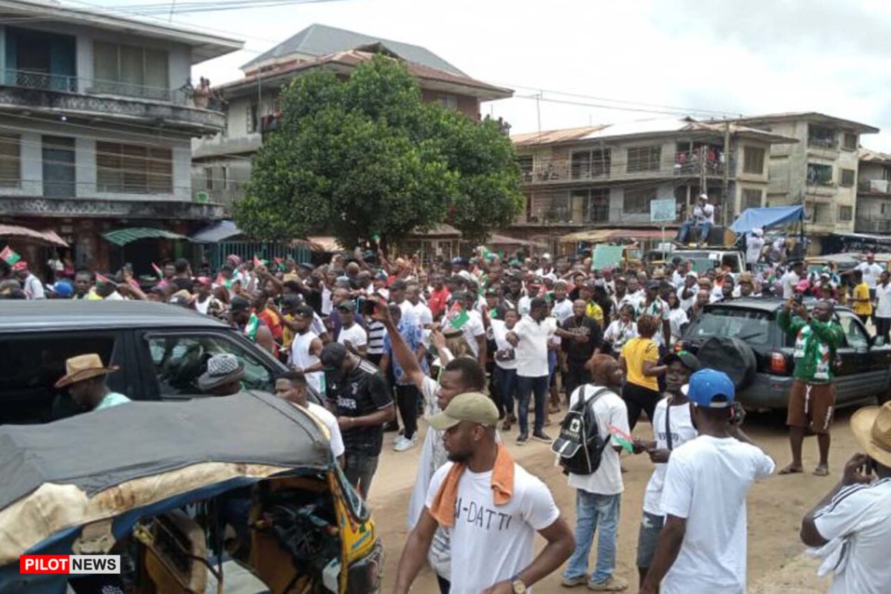 https://www.westafricanpilotnews.com/wp-content/uploads/2022/08/Rally-Onitsha-Peter-Obi-supporters-rally-8-28-22_file-1280x853.jpg