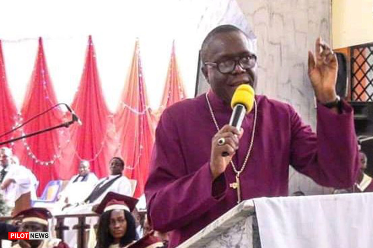 https://www.westafricanpilotnews.com/wp-content/uploads/2022/09/Bishop-Ndubuisi-Obi-Nnewi-anglican-bishop_file-1280x853.jpg