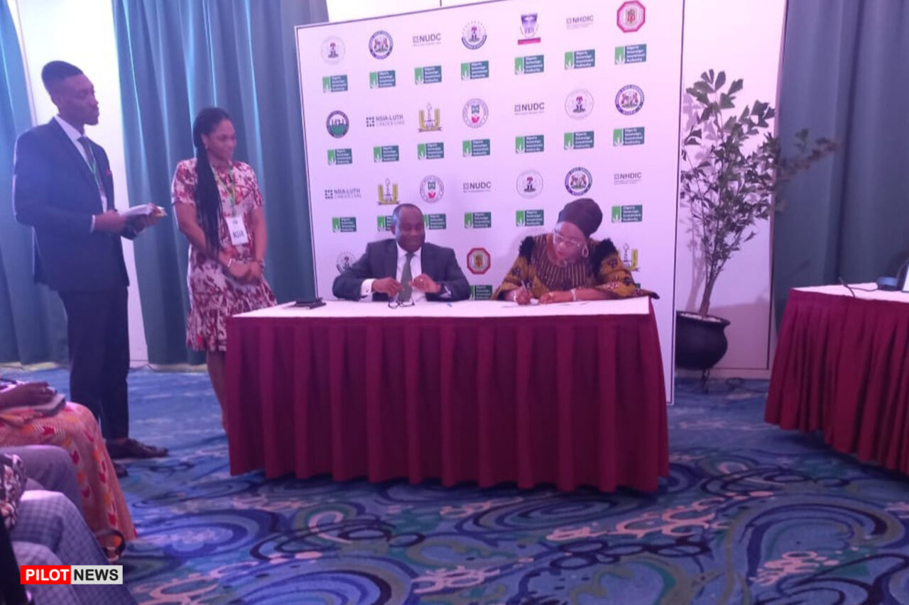 https://www.westafricanpilotnews.com/wp-content/uploads/2022/09/Health-MDC-Mrs.-Cecilia-Ezeilo-signing-the-Agreement-with-NSIA_file-1280x853.jpg