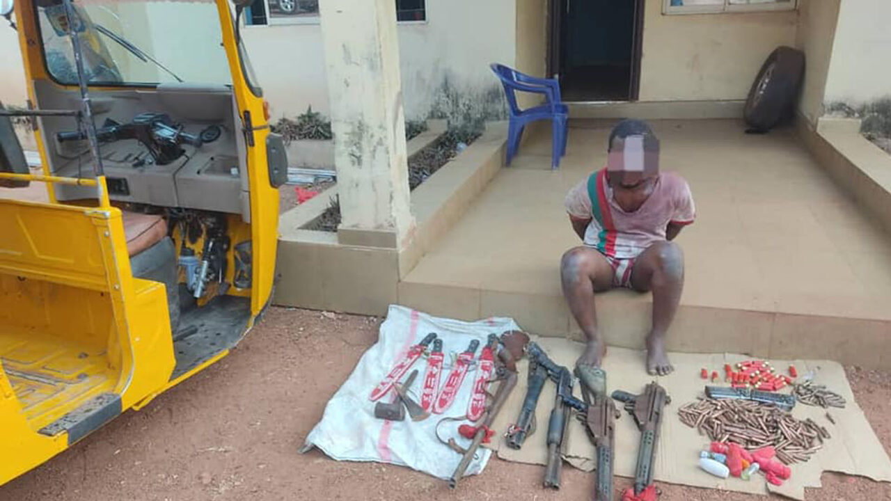 Enugu Police Operatives Bust Armed Robbery Gang, Arrest 1