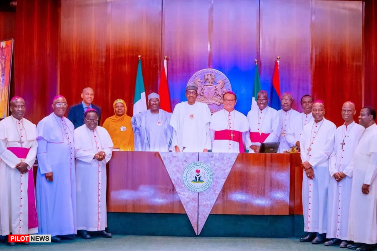 https://www.westafricanpilotnews.com/wp-content/uploads/2023/01/Buhari-Catholic-Bishops-1280x853.jpg
