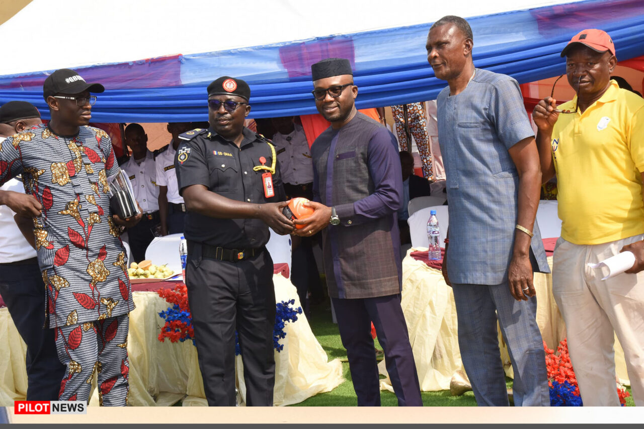 https://www.westafricanpilotnews.com/wp-content/uploads/2023/01/Enugu-State-Government-Donates-Fireball-Extinguishers-1280x853.jpg