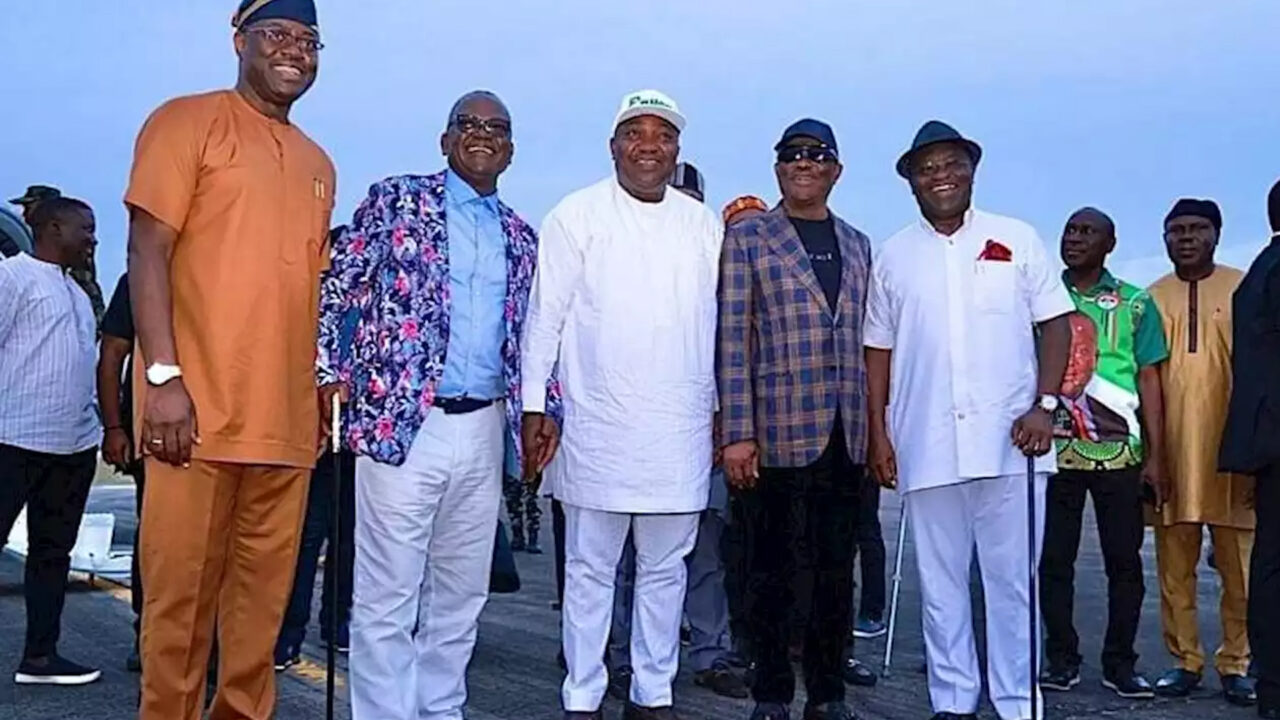 The G-5 Governors and the Chicken Game