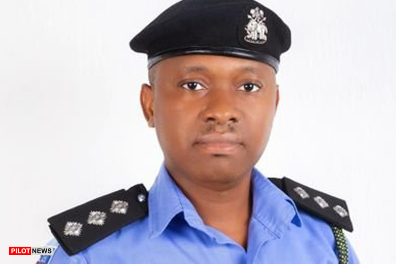 https://www.westafricanpilotnews.com/wp-content/uploads/2023/02/State-Command-DSP-Daniel-Ndukwe-1280x853.jpg