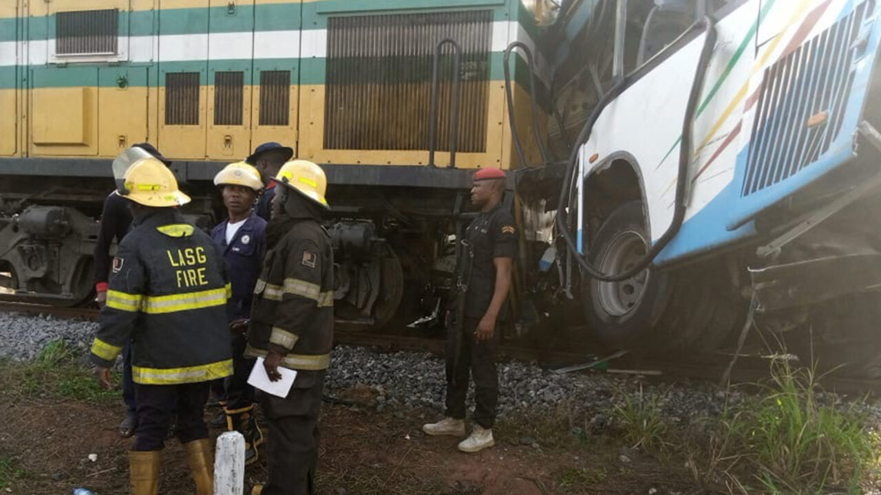 https://www.westafricanpilotnews.com/wp-content/uploads/2023/03/Lagos-train-bus-accident-1280x720.jpg
