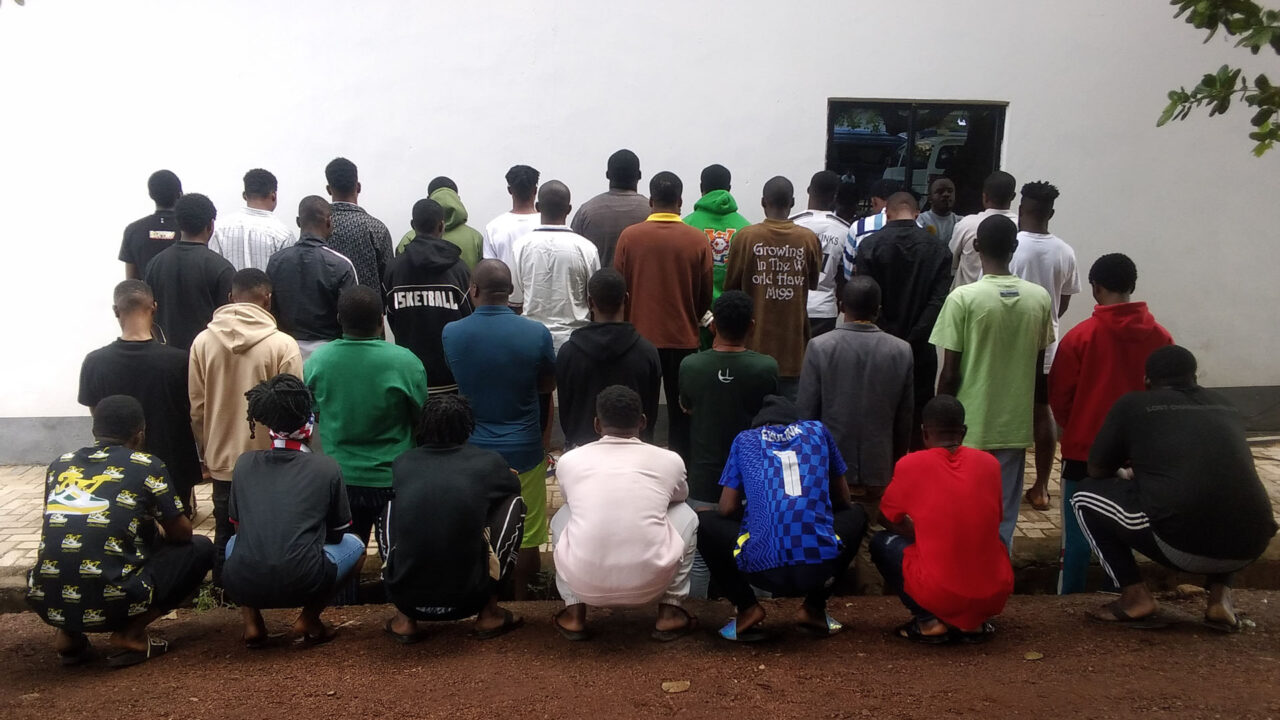 33 Suspected Internet Fraudsters Arrested In Enugu
