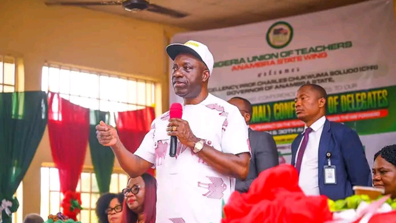 Soludo Applauds Tinubu, Discusses Fuel Subsidy Removal with Anambra Teachers