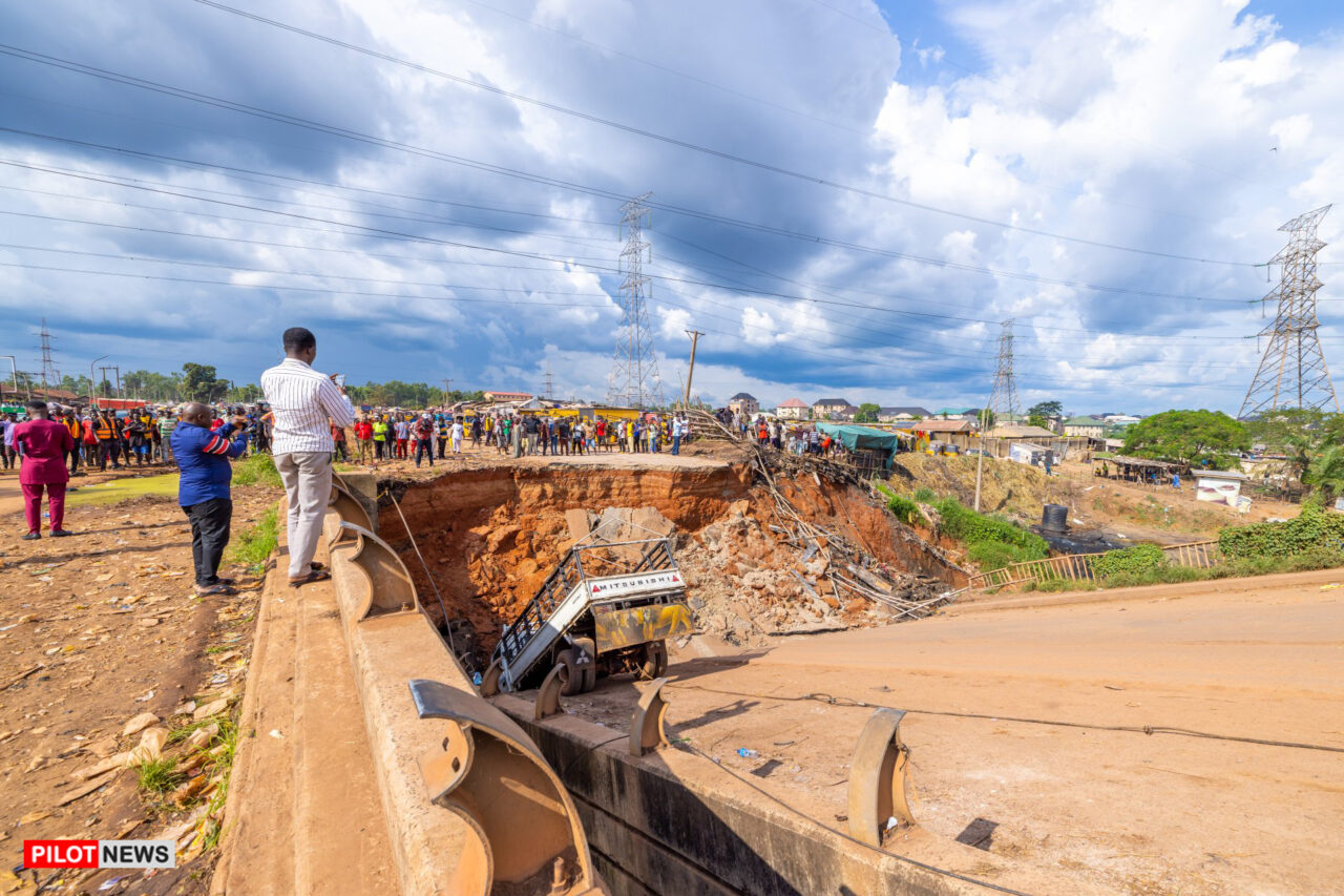 https://www.westafricanpilotnews.com/wp-content/uploads/2023/09/enugu-bridge-collapses-1280x853.jpg